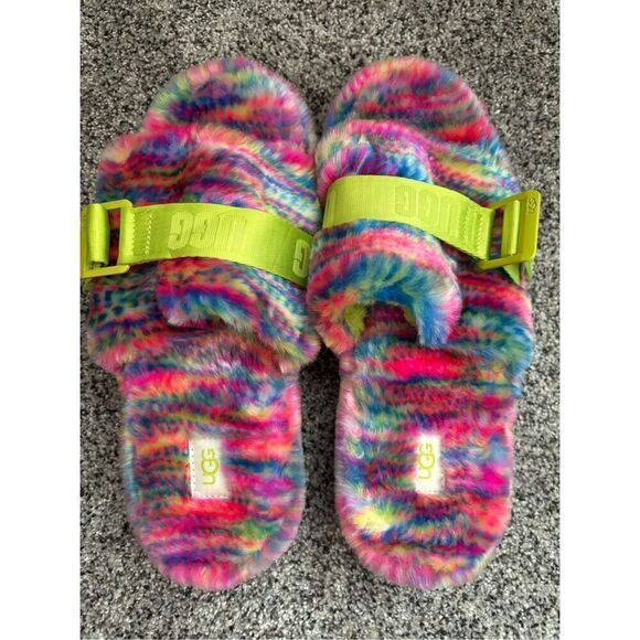 UGG  Women’s Fluffita Pixelate Slipper - Picture 2 of 7